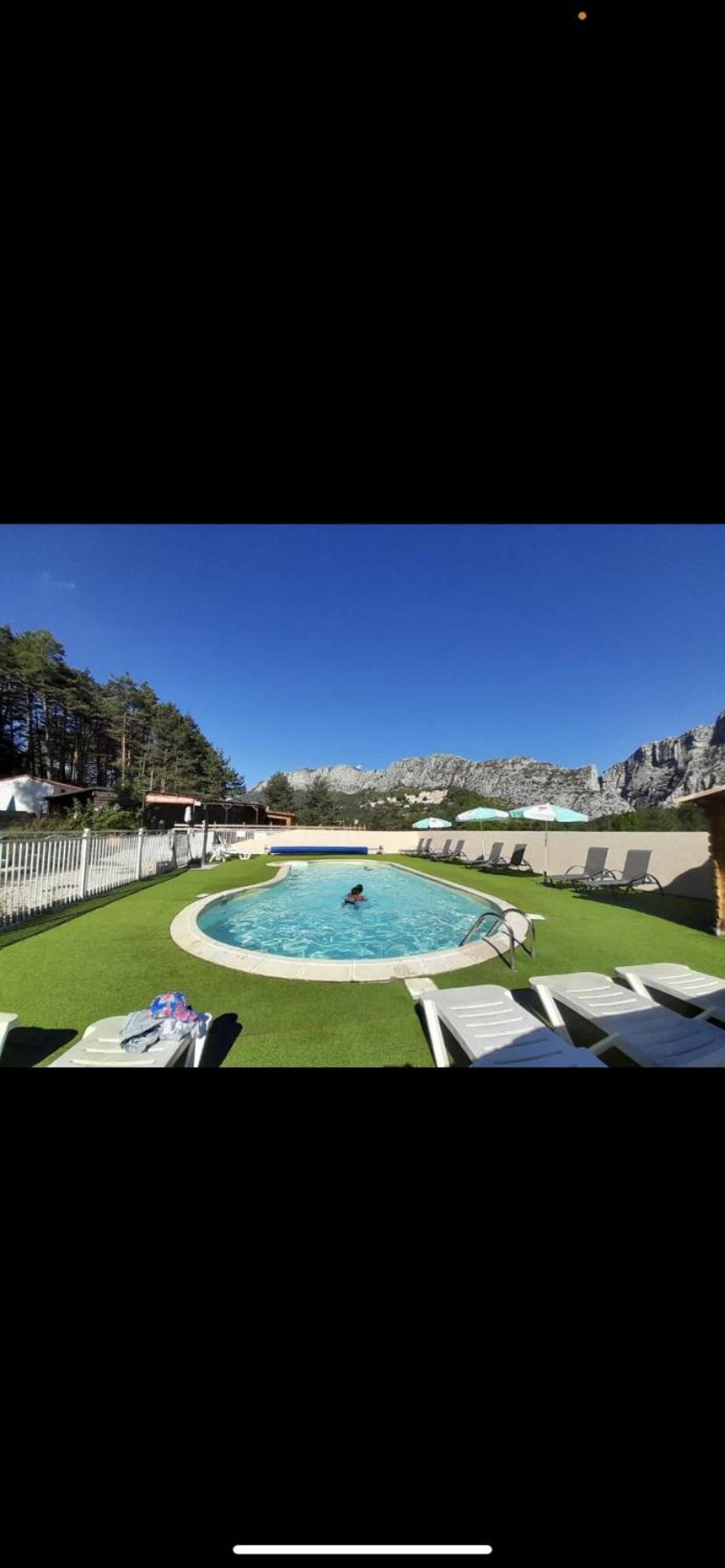 Mobilhome Comfort A La Montagne Saint-Auban  Ngoại thất bức ảnh