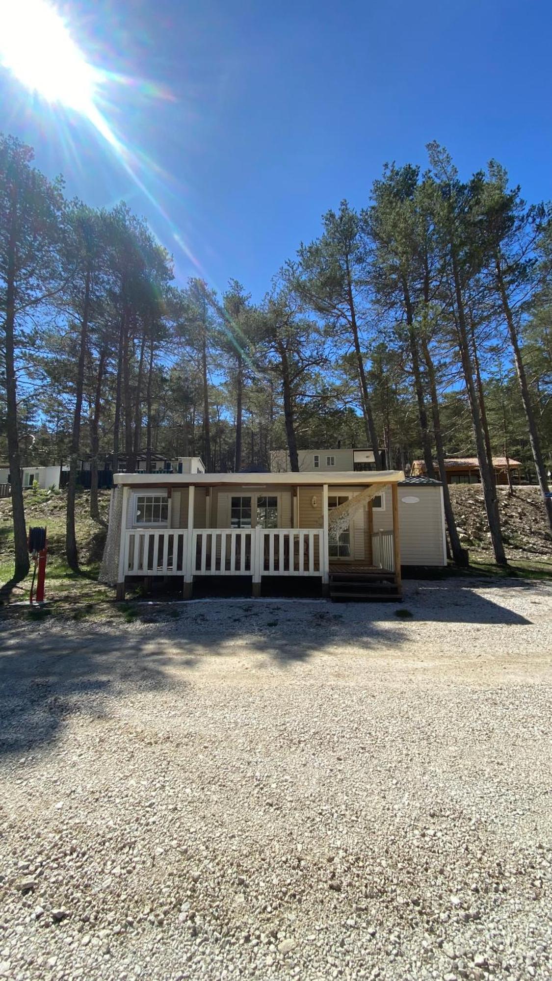 Mobilhome Comfort A La Montagne Saint-Auban  Ngoại thất bức ảnh